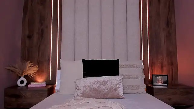 LucySalvatore_ - BLOW JOB