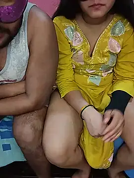 PUNJABICOUPLE09