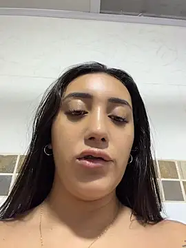 Hannahoff - 1 finger in my horny pussy