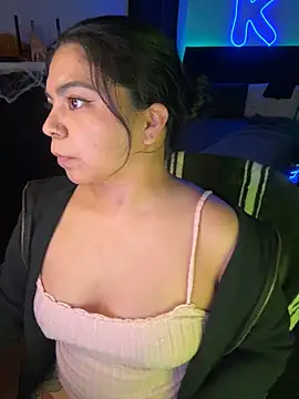 Kimmiakiss22 - Make Me Wet