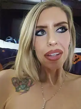 Ellieconradxo - Get me wet and tits out