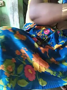 Tamilselviroja- - 😍 2 boobs oil show 😍