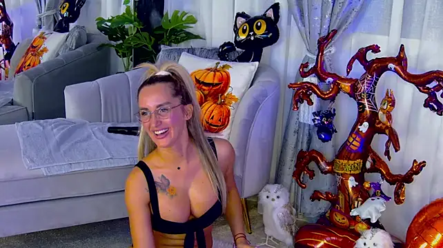 IsabelleEthan - Bye bye panty