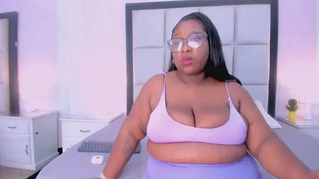 TreisyVixen - 💎 sexy stretches 1 minute