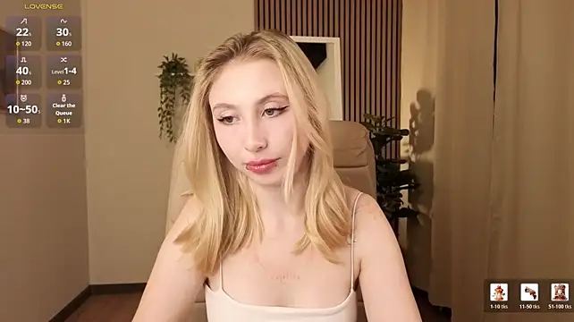 MilkChoc0late - tease u with ass