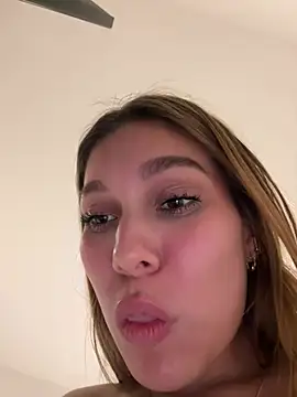 Nikii__ - Chupa tus teticas rico