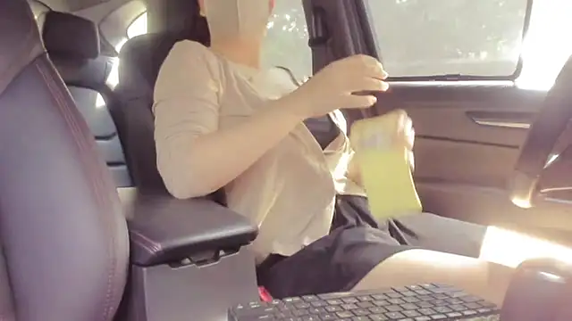 Citymup - Make me Squirt in Car