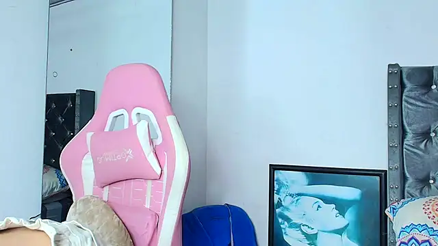 GraceWallace_ - MAKE ME HAPPY