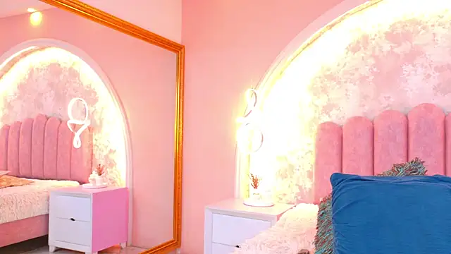MiaLaurents - Ride dildo