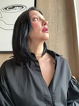 RoxySantaMonica - take off wet panties from an elastic ass