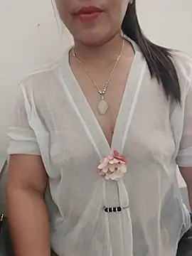 Kelly-sex69 - Let's go shopping together.