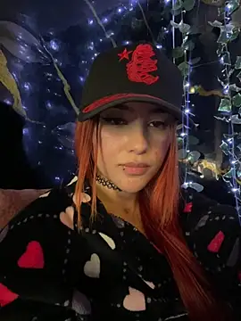 Ashly_cutee - 3 fingers in my ass