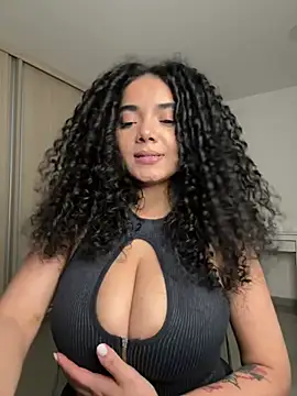 Curlyierr - SHOW MY BIG BOOBS + OIL + AHEGAO FACE