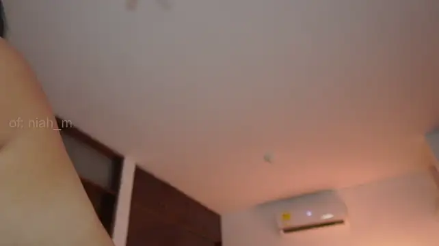 _Niah - SHOW My HAIRY PUSSY (zoom)🔥🤫