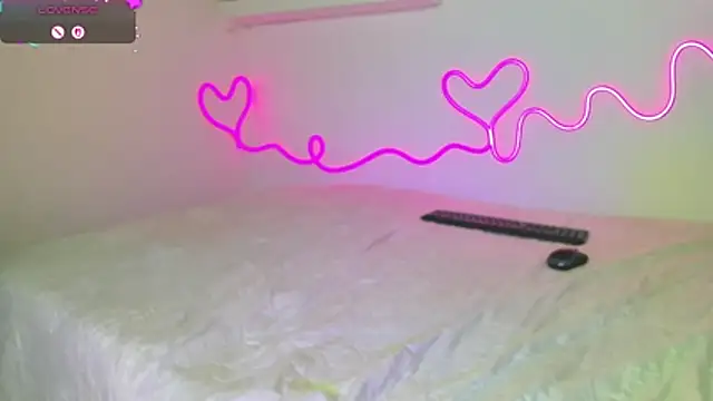 RosseeTobe - 🤭I love your smile🤭
