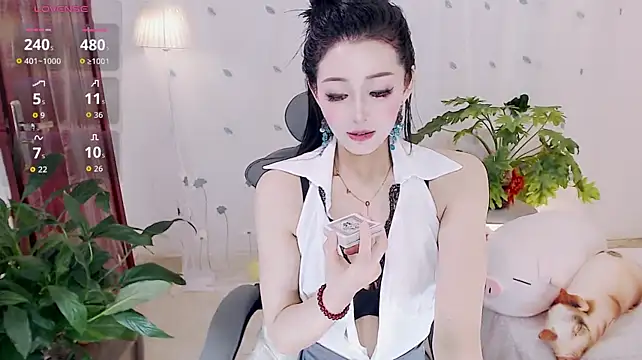 Yaoyao-baby520 - 世界那么大还是遇见你真好！（无内后入视角+大黑牛控制3分钟）