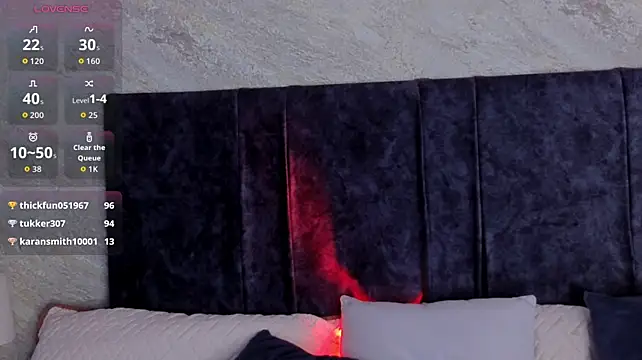Scarlet_Jhonsonn_ - show large pussy and clitoris