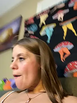 KatelynBabbyy - strip me nakeeddd
