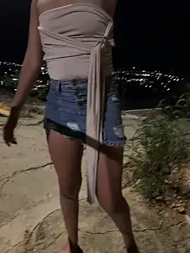Broken_Latina_Whores_JE - Show pussy