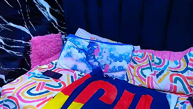 Thickbootykim - HOLLY WATER