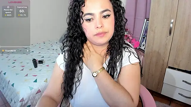 Cintylovelyxx - lush control for 5 minutes