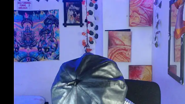 Bastethott - squirt or cum?