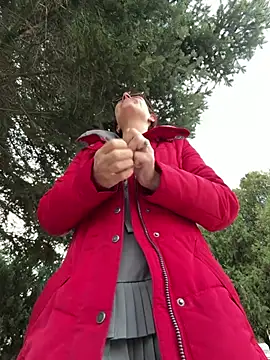 NataKitten - Open top+tits out+pinch nips, public,LT
