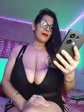 Crystal_Collins_ - Topless pussy and tits play
