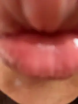 Love-yiyi - 全裸脱衣跳舞5分钟