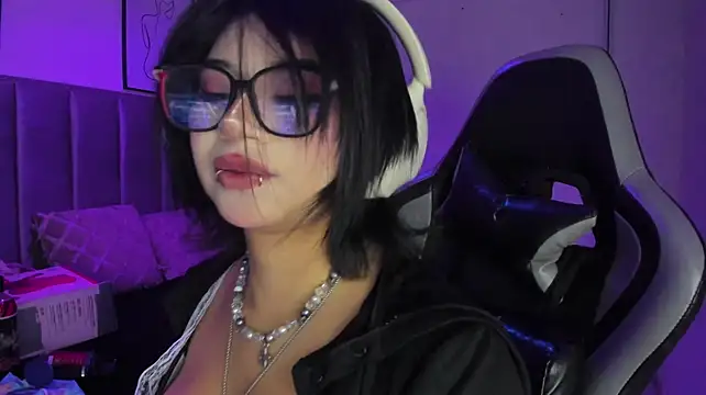 Kitty_Gang - Rub my pussy until it's very wet 🥵💦