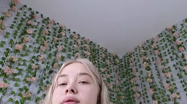 Lina_Banks