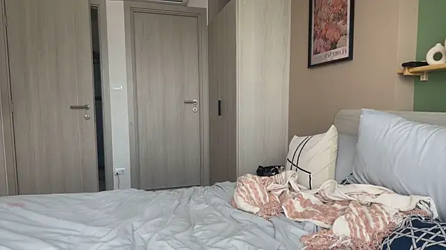 Anna_Six
