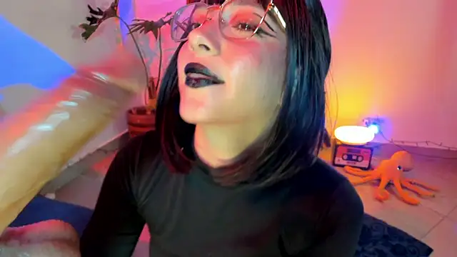 Sweeet_peach - show titts and oil