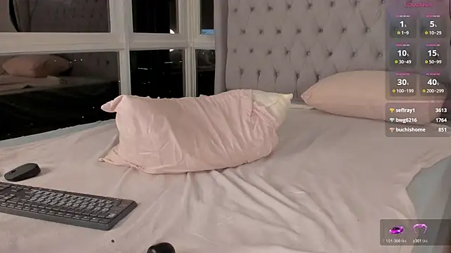 CherryLexi_ - oil on ass