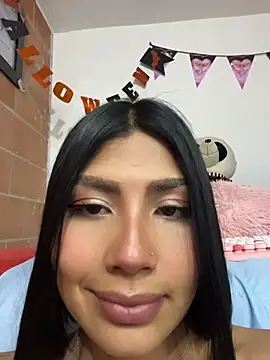 Kylie_brazt - Spit tits