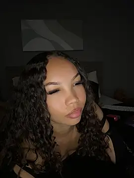 Nikkiloveee - backshots pow pow 💦💦