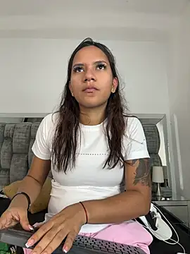 Amara_wet04 - Make me cum+Squirt for you