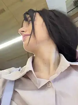 Lilonok - Show boobs🥰