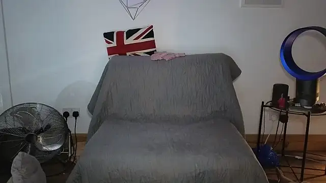TinaBeena - DildoBlowjob + Spicy Video