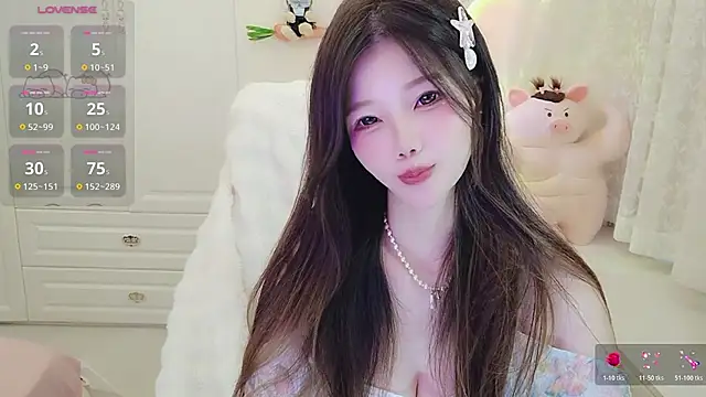 Coco-Di - 来啦~无内黑丝惑加控制180秒
