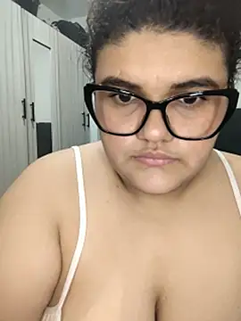 Alaia99 - Suck dildo