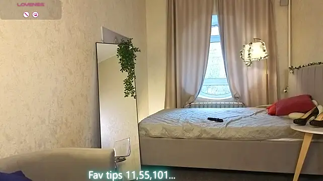 Milf_Tea - V position on the bed