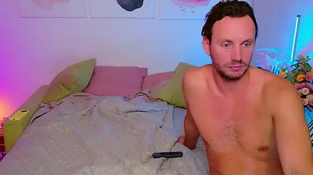 Ariana_Petite