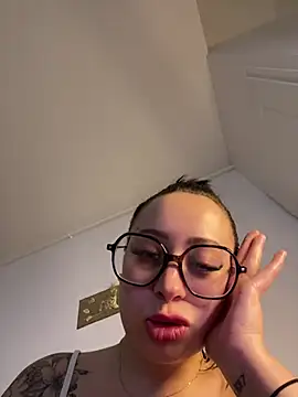 Queenlo_xxx