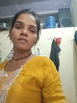 Kamini_hat