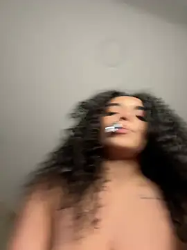 Curlyierr - SHOW MY BIG BOOBS + OIL + AHEGAO FACE