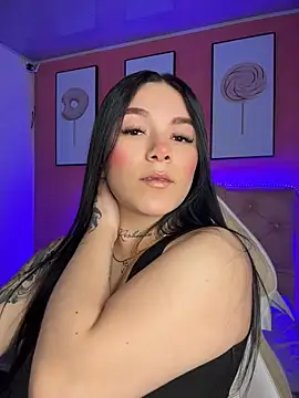 Megaan__More