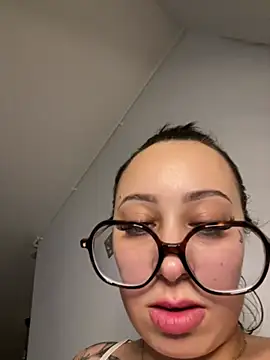 Queenlo_xxx - gagne vidéo spiderman💦