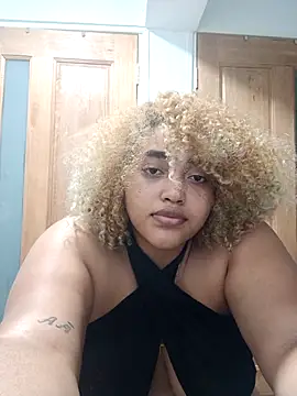 CarnalScandal - Flash pussy 💦💦