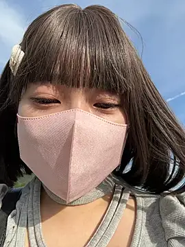 Ema_xx - お外でブラ抜き、、♡♡そのままコンビニ入っちゃう、、！？
